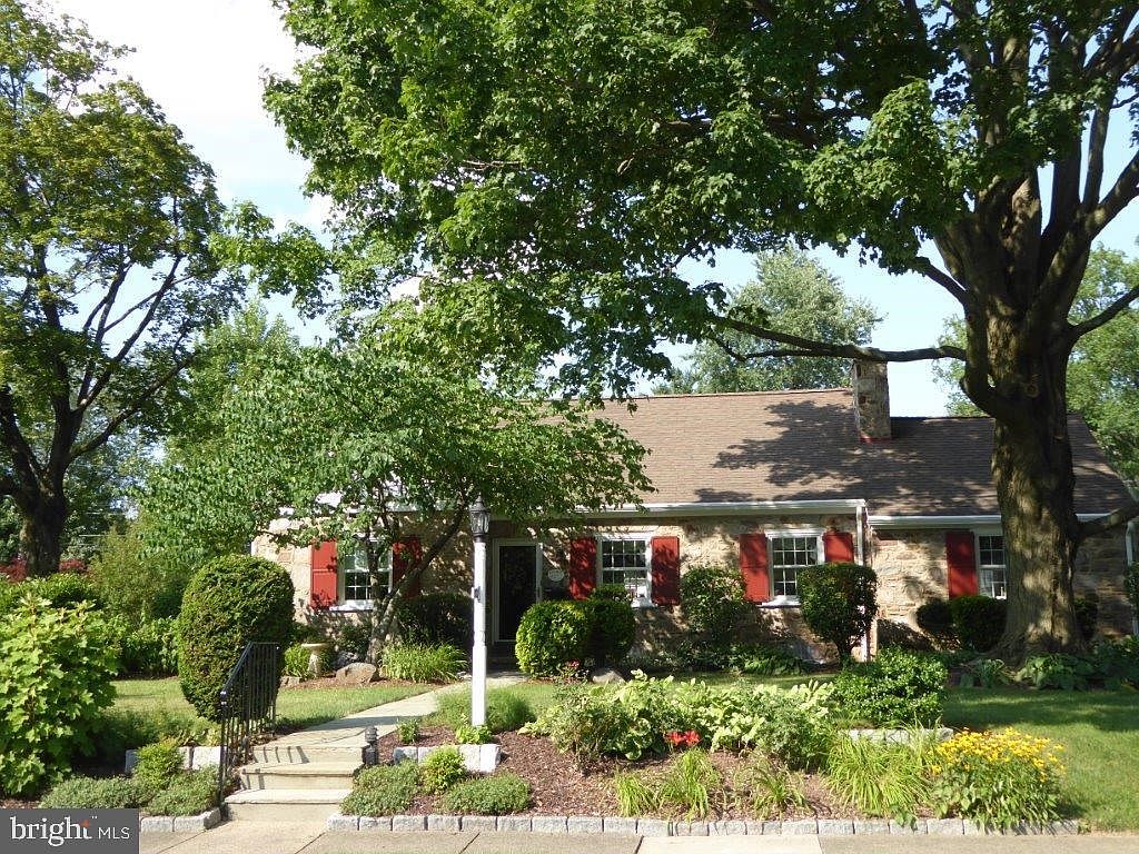 921 Delaware Ave, Lansdale, PA 19446 Zillow