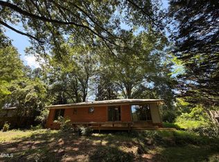 12 Ellen Pl, Chapel Hill, NC 27514