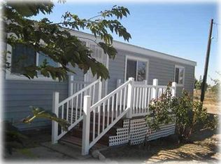 9030 Windemere Rd, Phelan, CA 92371