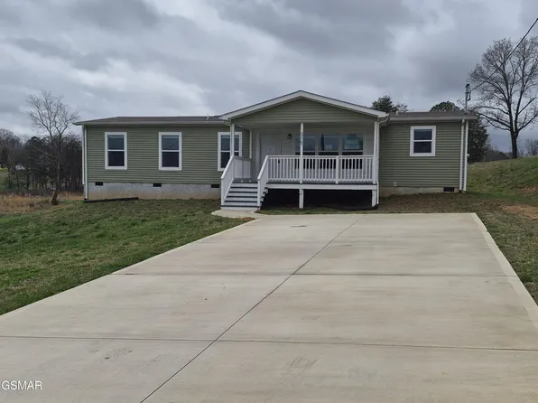 310 Bungalow Dr, Dandridge, TN 37725