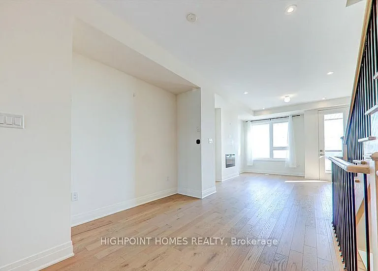 641 Port Darlington Rd #20 — Photo 14