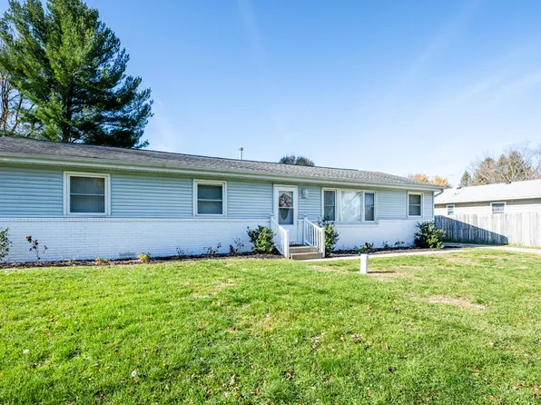 4568 Wil O Paw Dr, Coloma, MI 49038