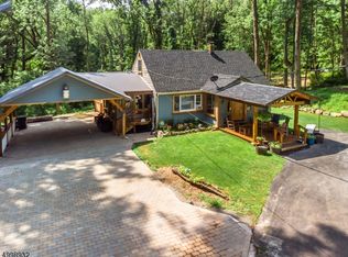 529 Drakestown Rd, Flanders, NJ 07836