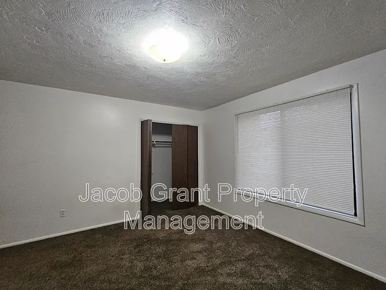 731 N Fanning Ave #735 — Photo 8