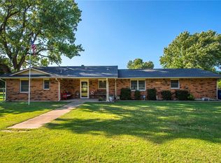 18313 Ridgewood Ave, Choctaw, OK 73020