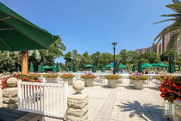 Sold by Halstead Real Estate | media 8