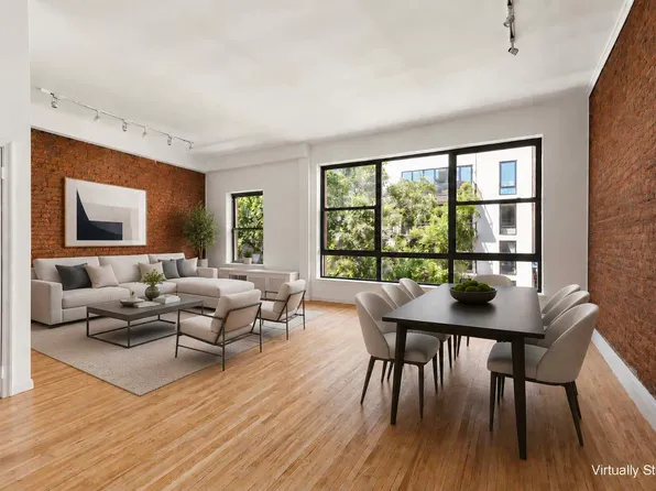 217 W 14th St APT 5R, New York, NY 10011