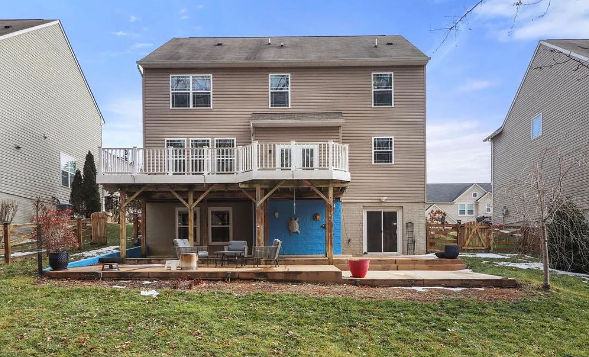 1 bed, $2,000 — Photo 1