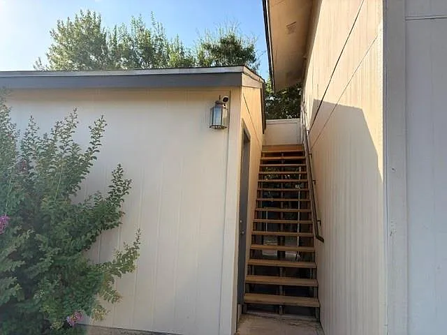 2008 E Stassney Ln #B — Photo 15
