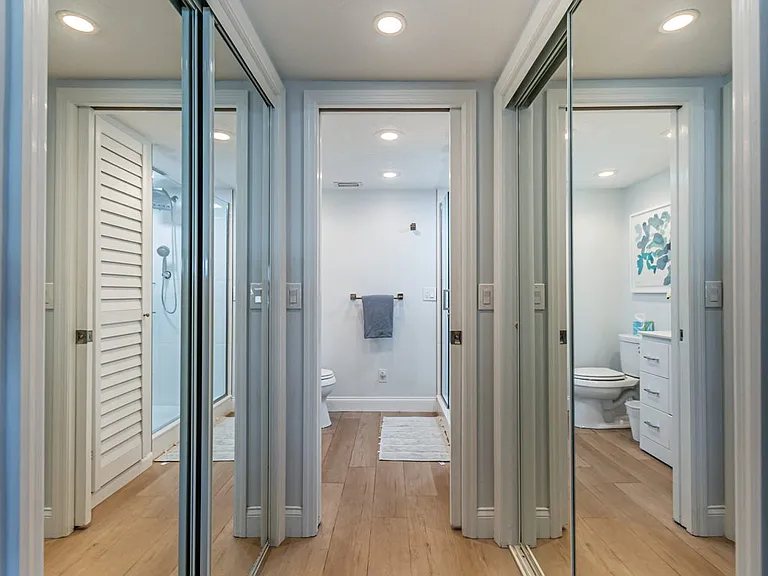 16800 Gulf Blvd #5 — Photo 33