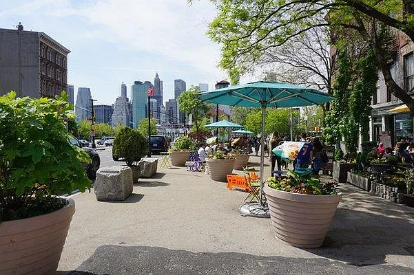 Rented by Avenue Sotheby's International Realty | media 14