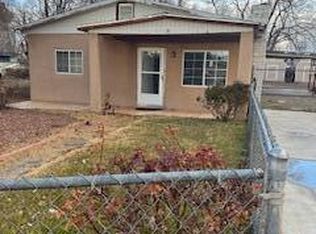 2825 Nicolas Rd NW, Albuquerque, NM 87104