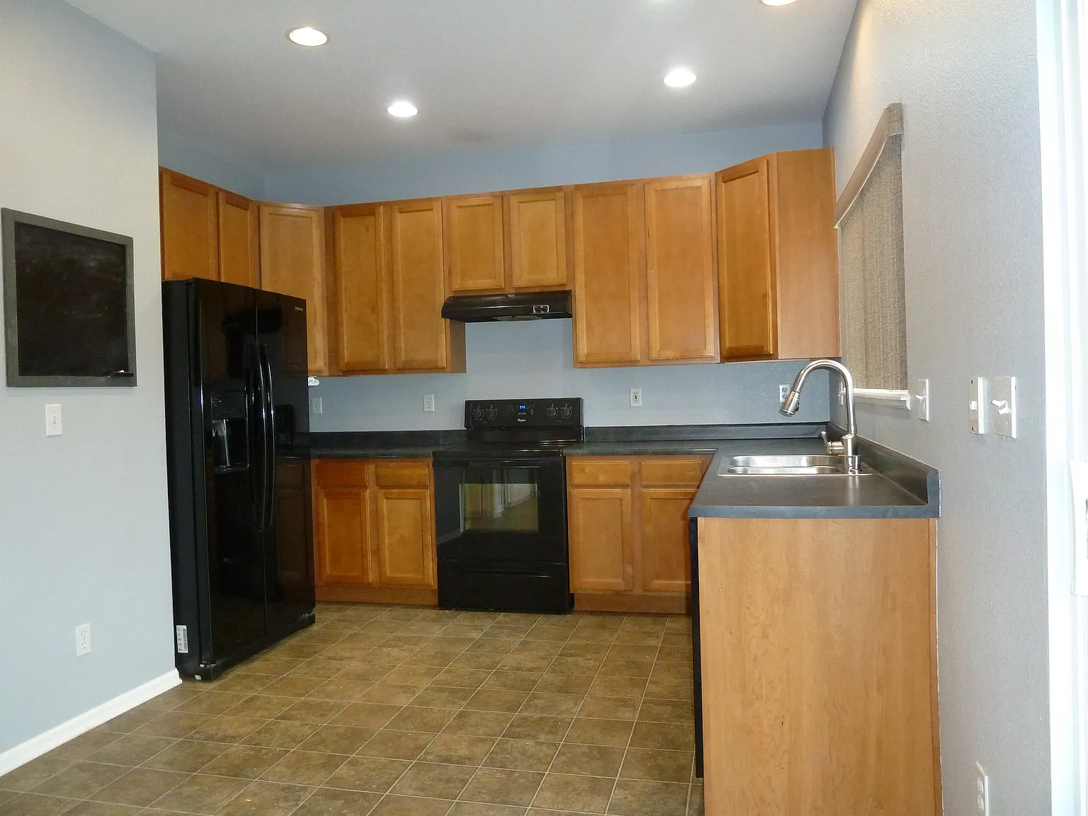3 bed, 1567 sqft, $2,350 — Photo 4