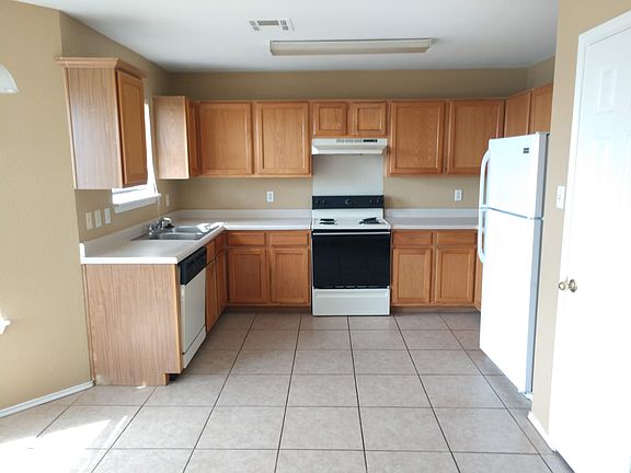 5th image of 1700 Michele Dr