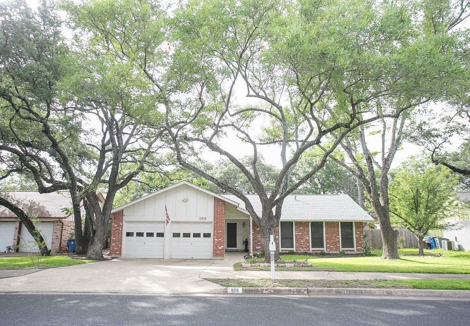 1st image of 11715 Blackhawk Dr