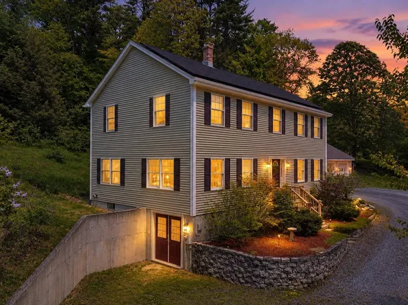 1350 Barker Road, Thetford, VT 05058