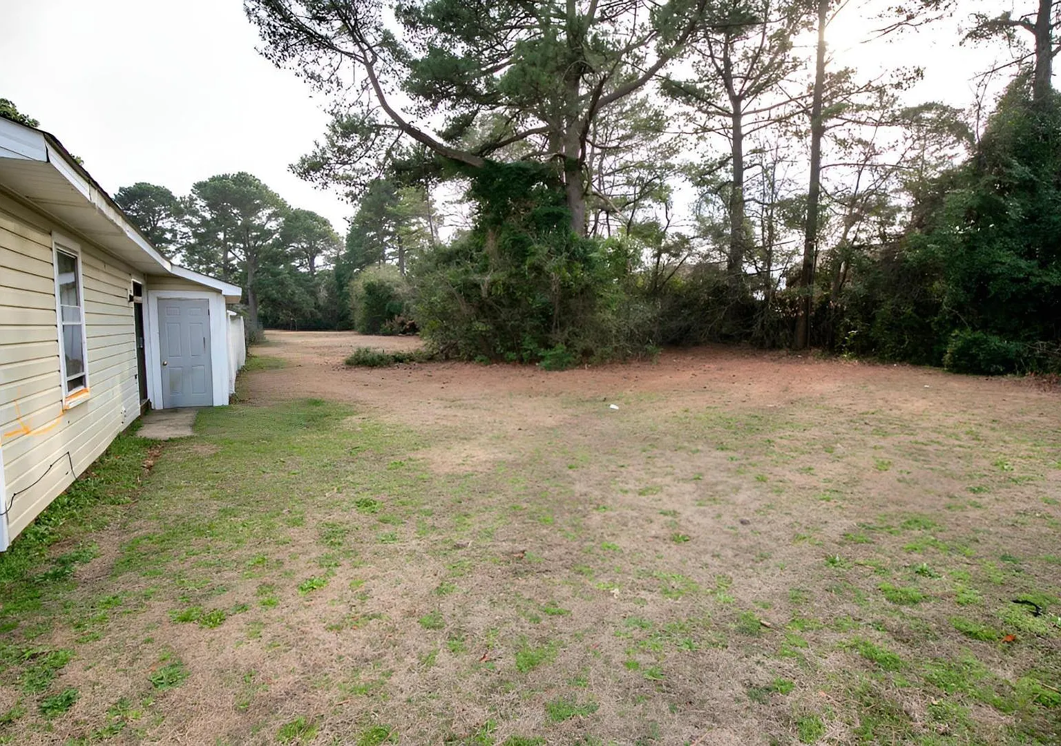 614 Miller Ave. — Photo 3