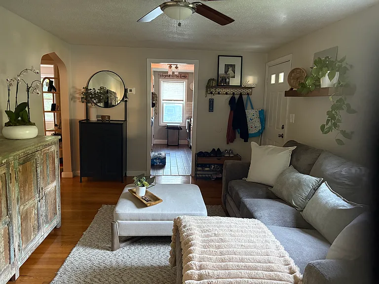 157 Sycamore St #1 — Photo 8
