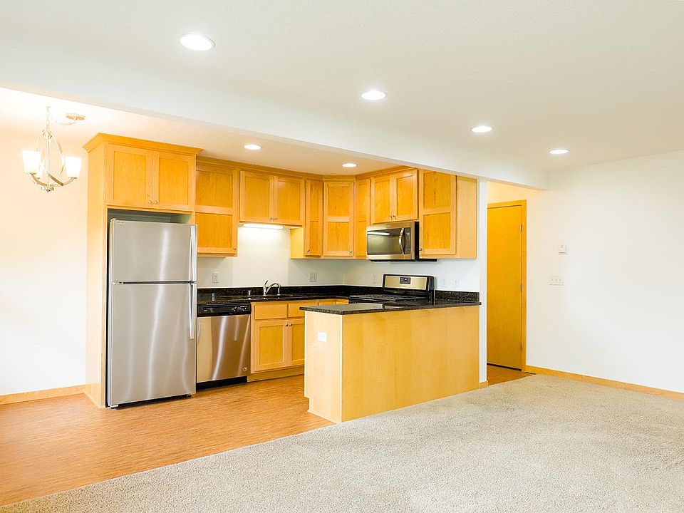 1st image of 300 65th St W APT 201