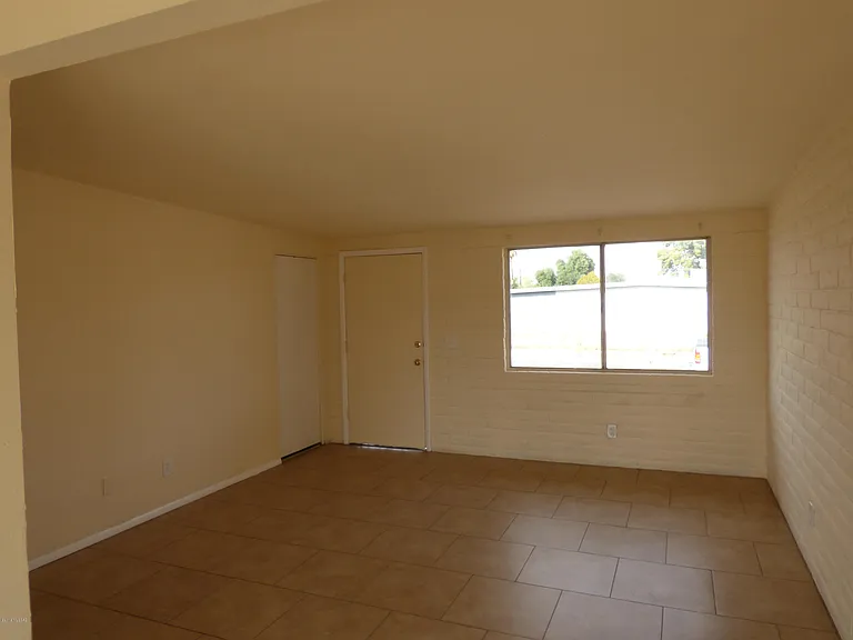 7540 E Poplar St — Photo 9