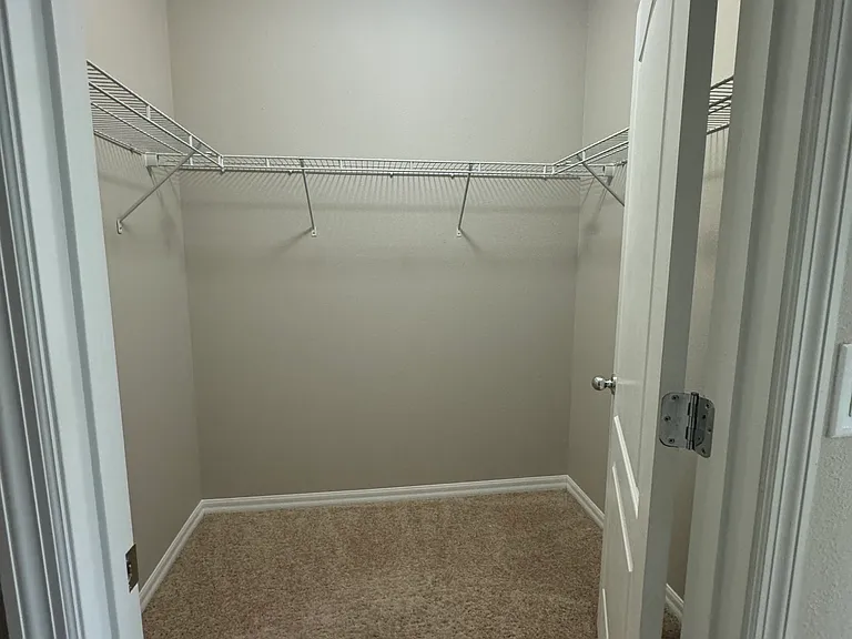 2000 Sky Meadow Ln — Photo 11