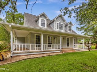 16609 Old River Rd, Vancleave, MS 39565