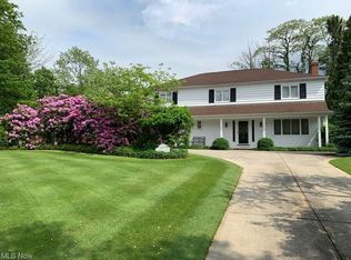 24050 Laureldale Rd, Shaker Heights, OH 44122