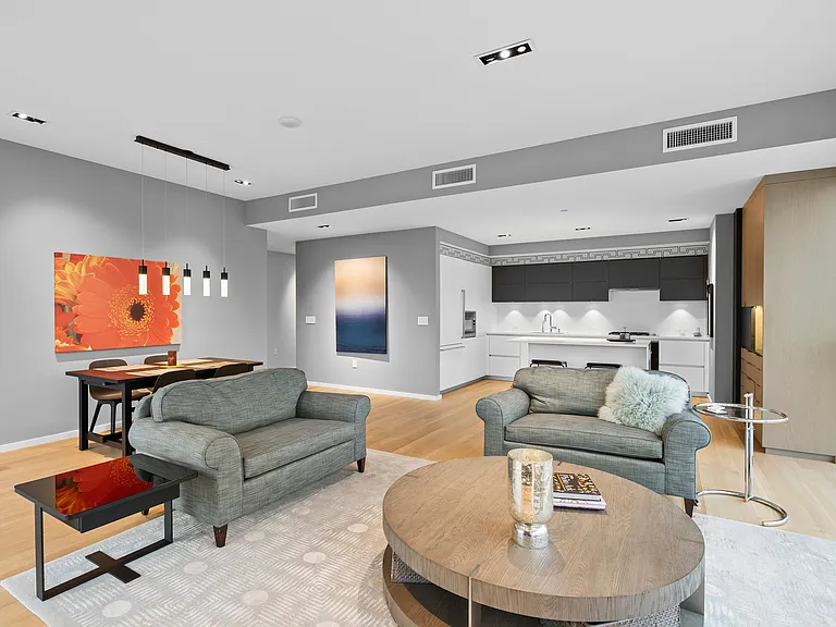 1075 NW Northrup St #1914 — Photo 3