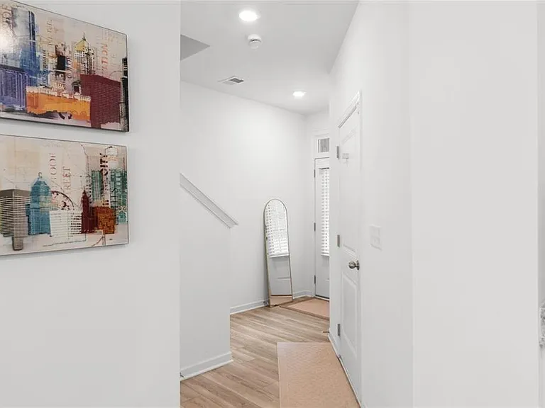 1923 Frisco Way — Photo 18