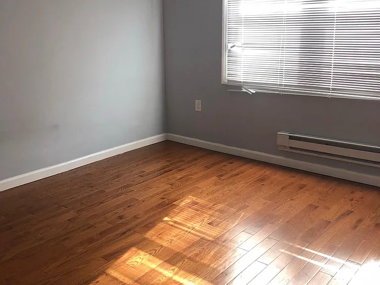7127 Castor Ave #1F — Photo 7