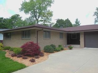 704 Linwood Dr, Midland, MI