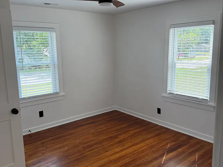 1307 W Worley St — Photo 5