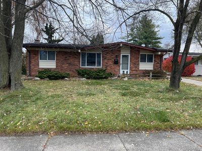 9486 Patton St, Livonia, MI, 48150