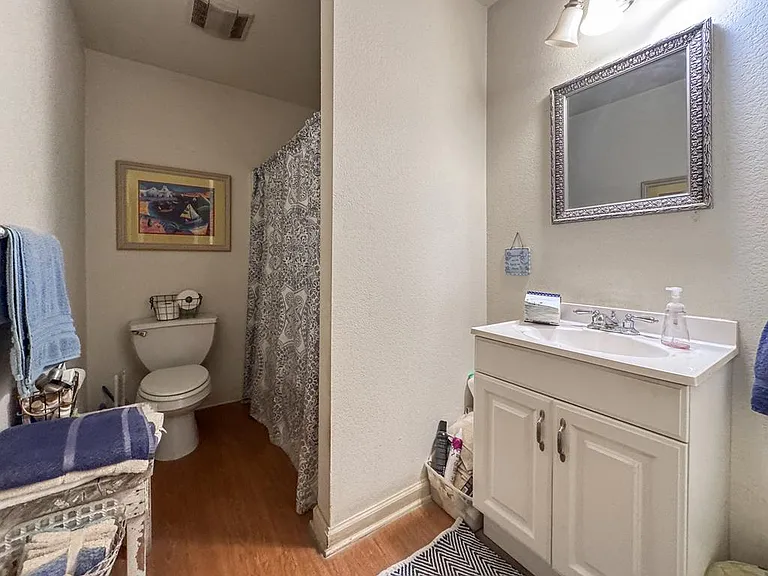 318 Earl King St — Photo 12
