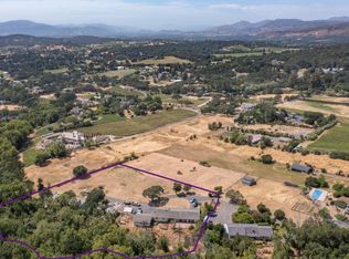 1037 Shady Brook Ln, Napa, CA 94558