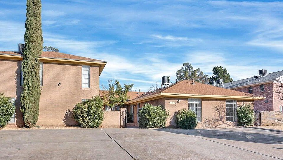 1st image of 1782 Pico Alto Dr APT B