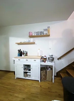 Rented by City Connections Realty | media 8