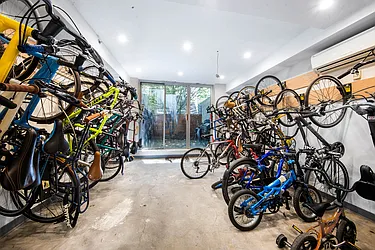 Sold by LG Fairmont Group