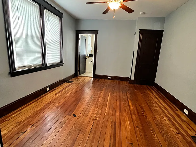 2531 Vestry Ave — Photo 3