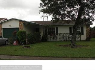 7504 SW 7th Ct, North Lauderdale, FL 33068