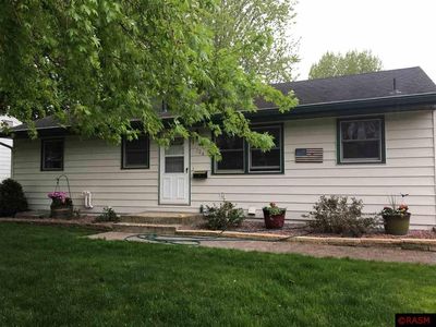 124 N Mayfair Dr, Mankato, MN, 56001