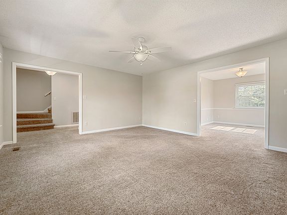 2nd image of 18 Treeline Dr