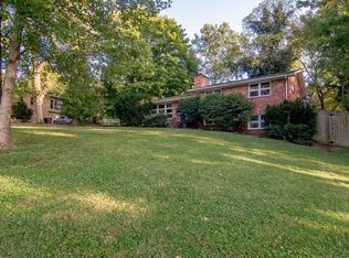 3200 Knobview Dr, Nashville, TN 37214