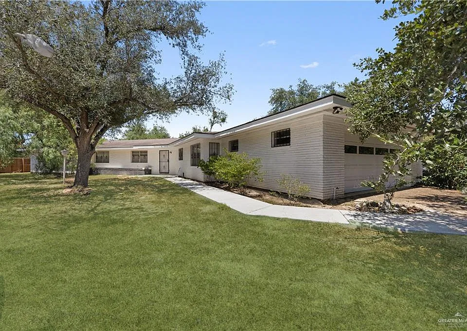 1201 N Glasscock Rd
