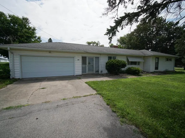 4130 Logan Ave, Waterloo, IA 50703