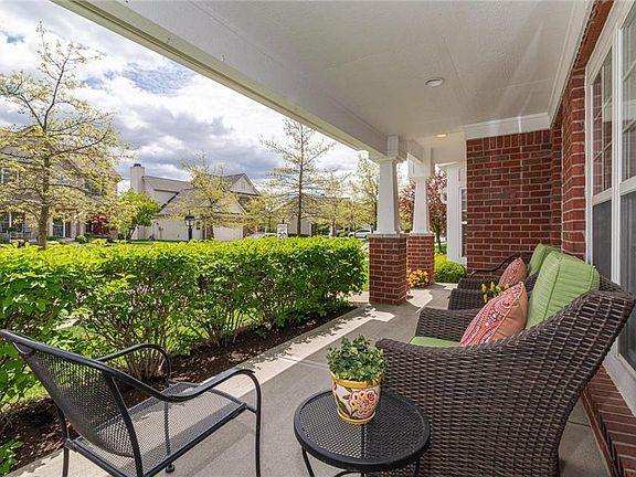 4th image of 15558 Smithfield Dr