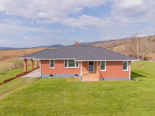 5889 Mines Rd, Pulaski, VA 24301