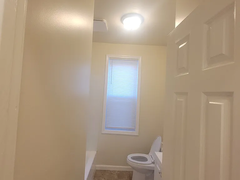 138 Carlisle St #2 — Photo 9