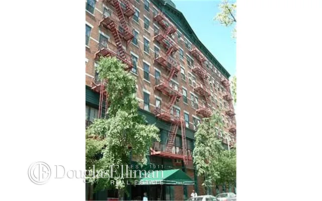 Sold by Douglas Elliman | media 15