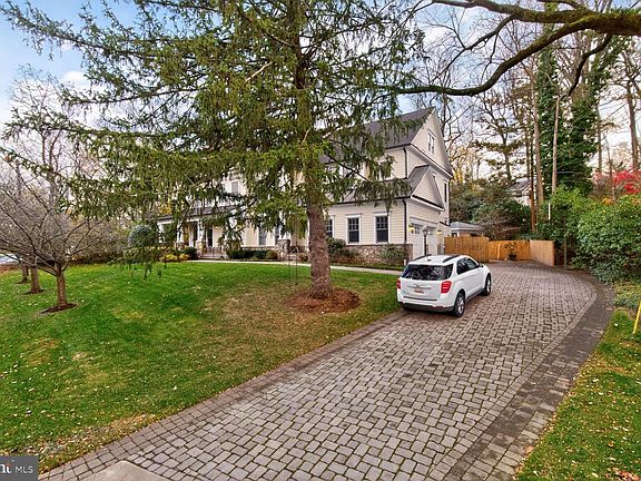 3rd image of 5500 Lambeth Rd